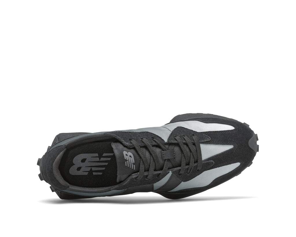 BLACK WITH SUMMER FOG