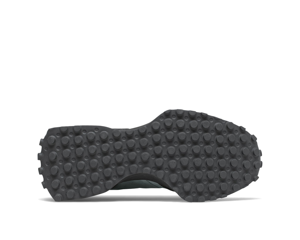 BLACK WITH SUMMER FOG